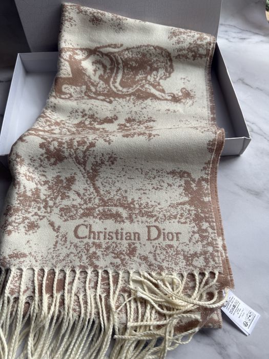 Дамски шал кашмир Dior