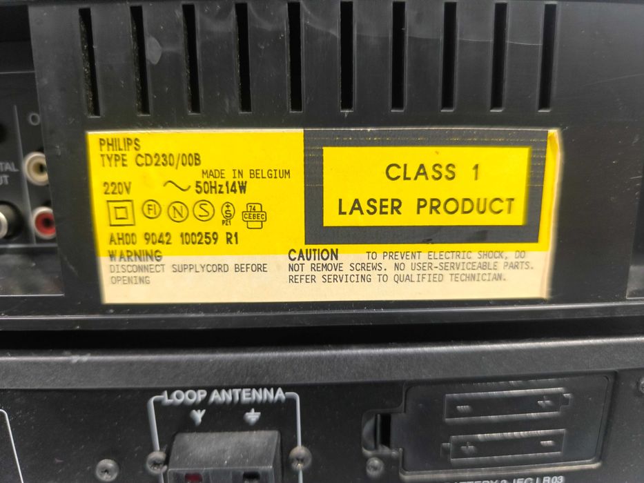 Sistem stereo Philips FA 218 amplificator tuner CD 3 unitati