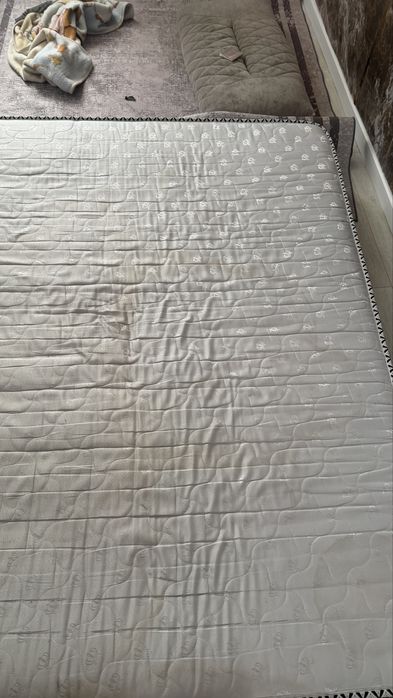 Продам 2-х спальную кровать!