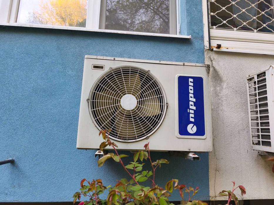 Климатик Nippon и Midea