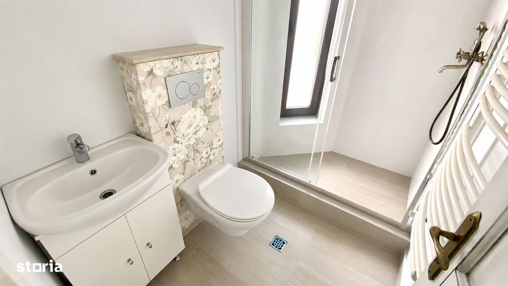 Domeniu Exclusivist Cu Doua Resedinte De Exceptie