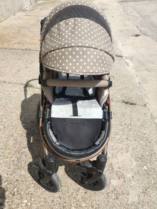 Количка Tutek Tambero удобна и комфортна, летен и зимен кош