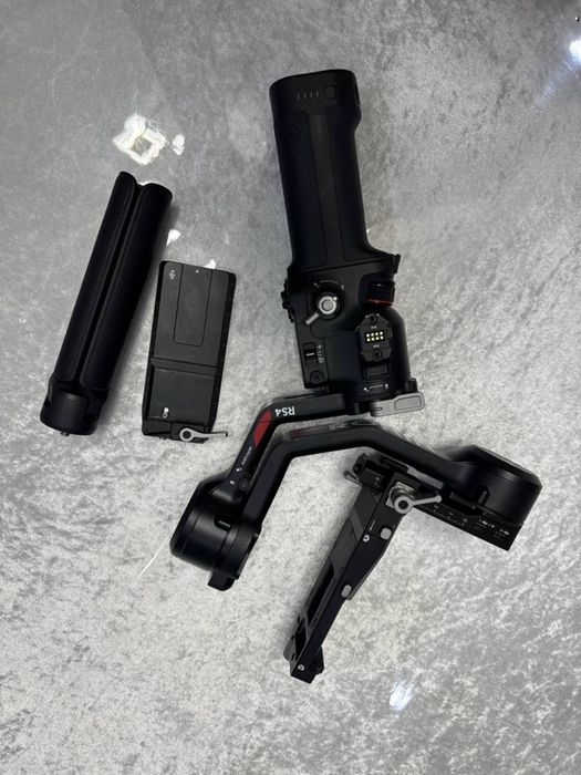 DJI Ronin RS4 + Raven EYE Pro + derjatel
