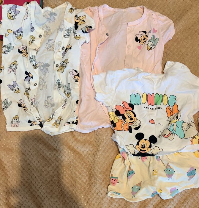 Продам комплект детских вещей H&M