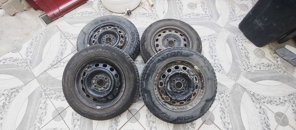 зимни гуми с джанти 4х100 14