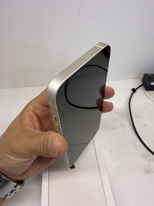 Айфон 13 128гб. 77%