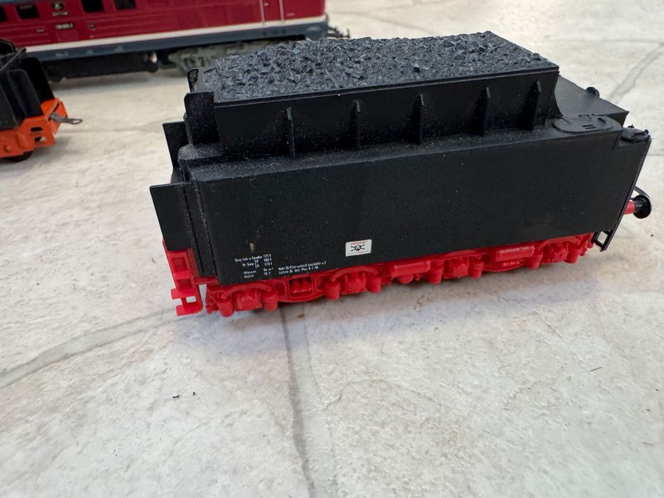 Lot 4 locomotive PIKO scara H0 si 3 vagoane de locomotive Fleischmann scara H0