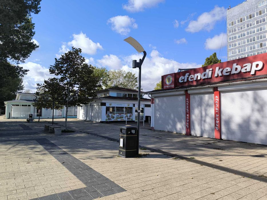 Inchiriem spatiu comercial zona Perla Cleopatra Mamaia