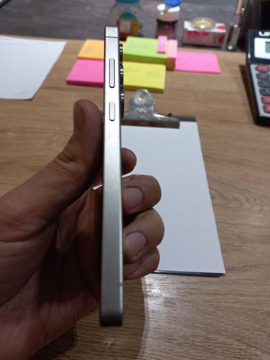 Продаётся Samsung S 25 ultra.