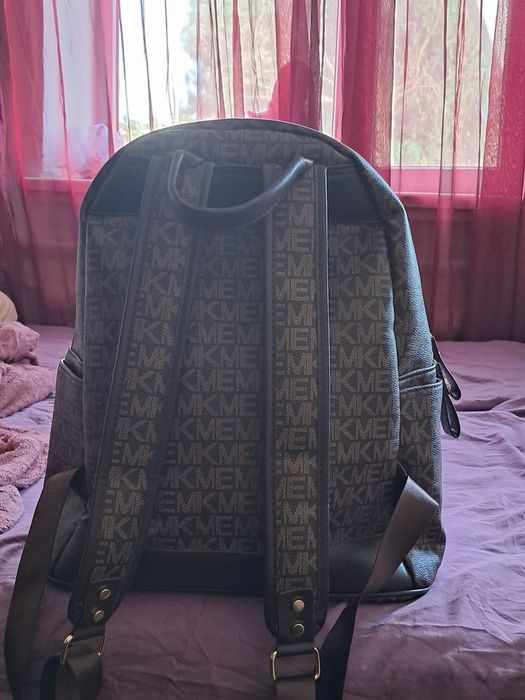 Рюкзак, портфель