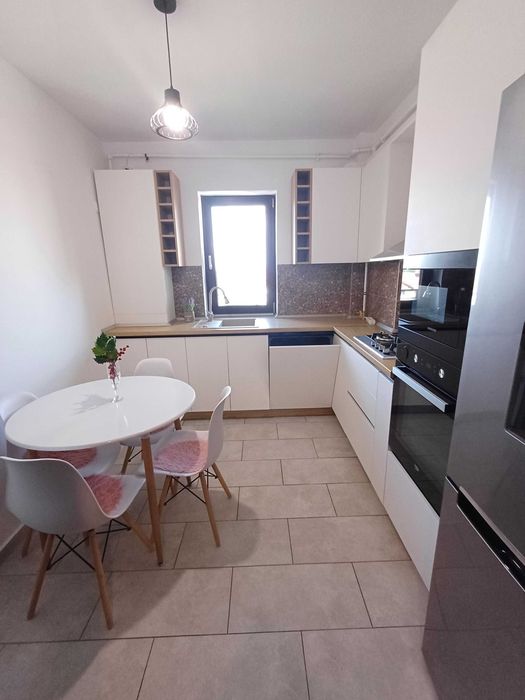 Apartament 2 camere, 68mp + garaj/parcare + boxa