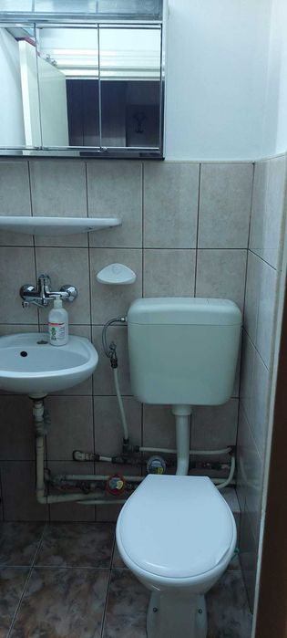 Apartament de închiriat, 3 camere, Oradea