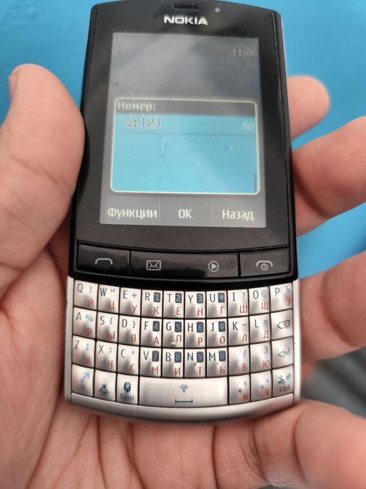 Продам NOKIA 303