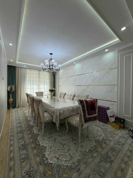Улица Паркентская. Продам 5 комн.квартиру на 2этаже 9 этажки .Ипотека.