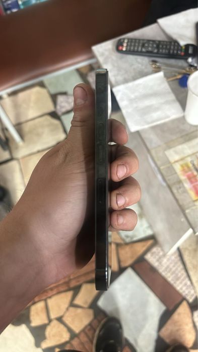 Продам Iphone 13 pro