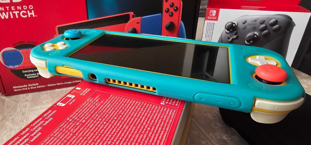 Nintendo Switch Lite Yellow 32 GB + 128GB карта