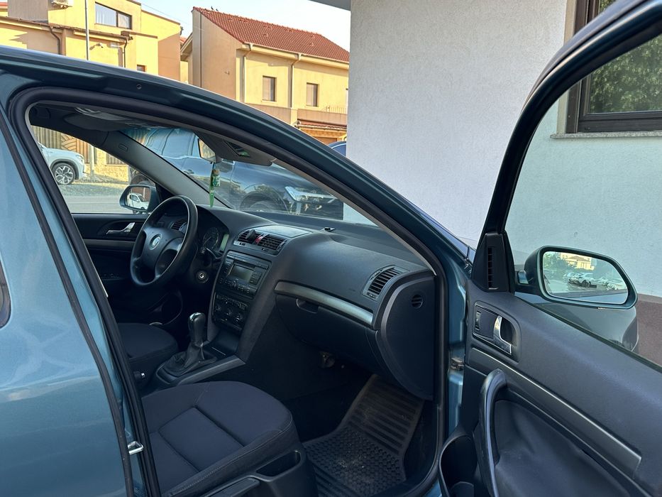 SKODA Octavia 2006 — imagine 10