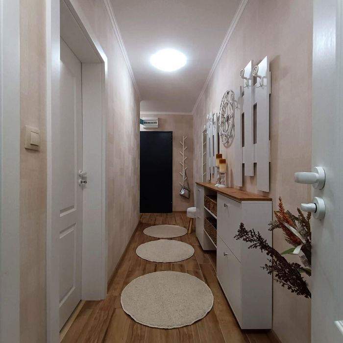 Дава се под наем Тристаен апартамент в Варна, Център - 80 кв.м за 800 € - Снимка #7