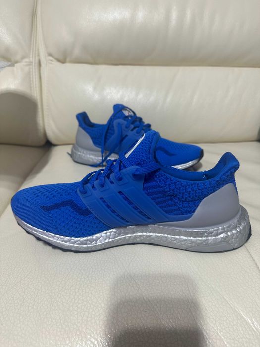 adidas Ultraboost 5. 0 DNA albastru marime 41,5 (7,5 UK) noi nouti