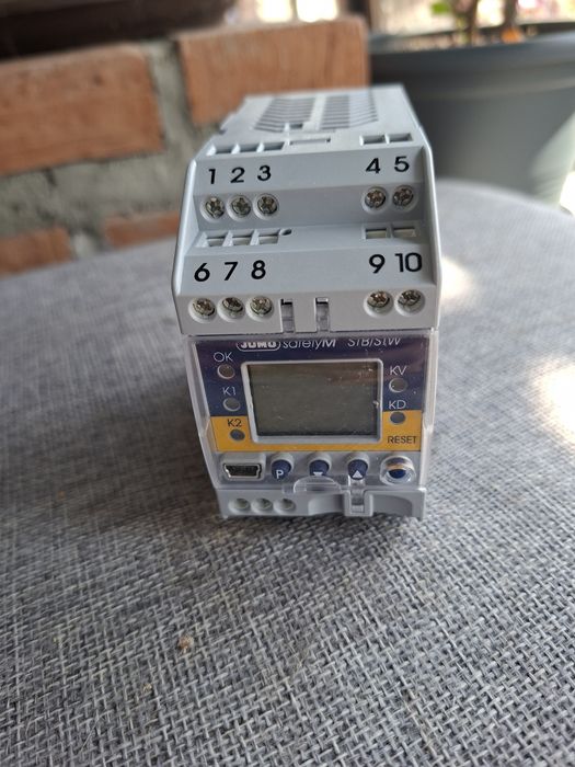 Limitator temperatură JUMO safetyM + 2 senzori PT100 – set complet – noi