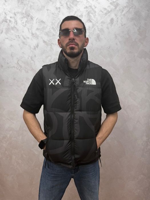 Грейка The North Face x Kaws