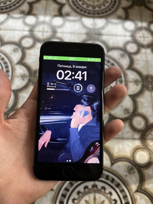 айфон 8 жаксы жасап тур