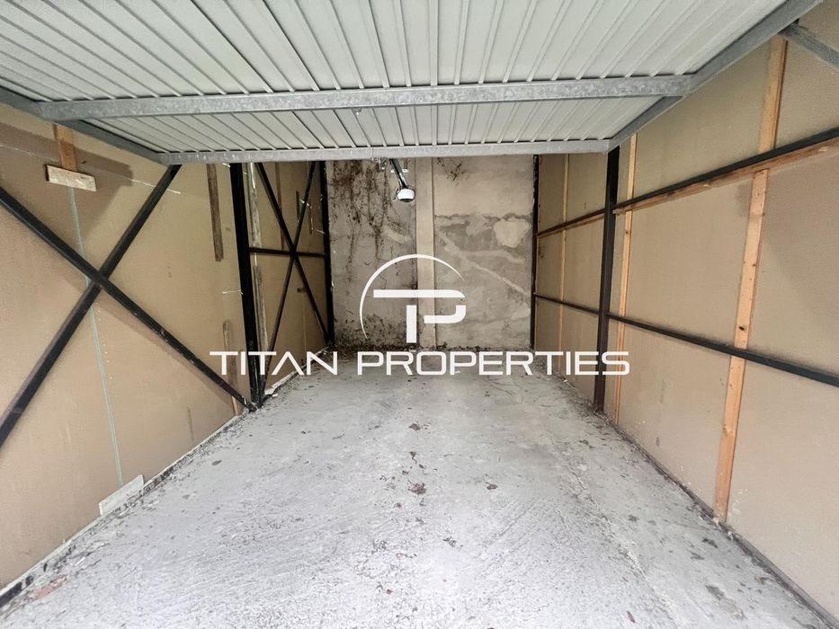 Дава се под наем Тристаен апартамент в Бургас, Възраждане - 120 кв.м за 714 € - Снимка #9