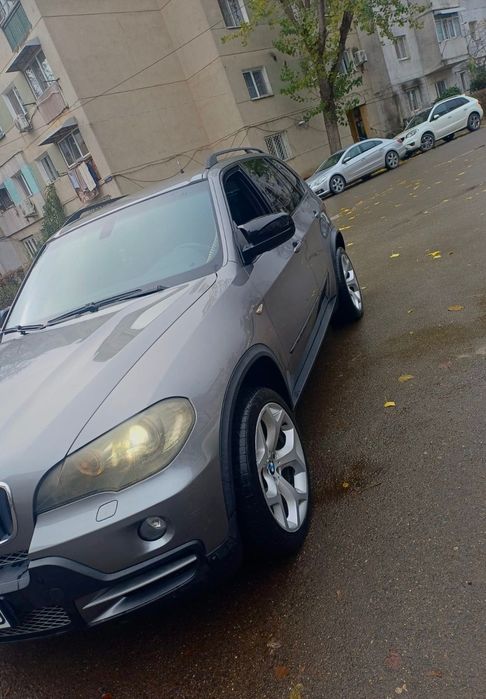 Vând BMW X5 2008