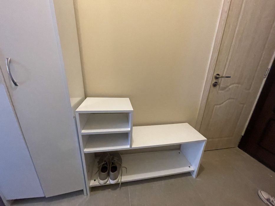 Бяло Портманто - шкаф за обувки и гардероб