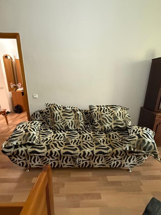 Продам диван б/у срочно!!!