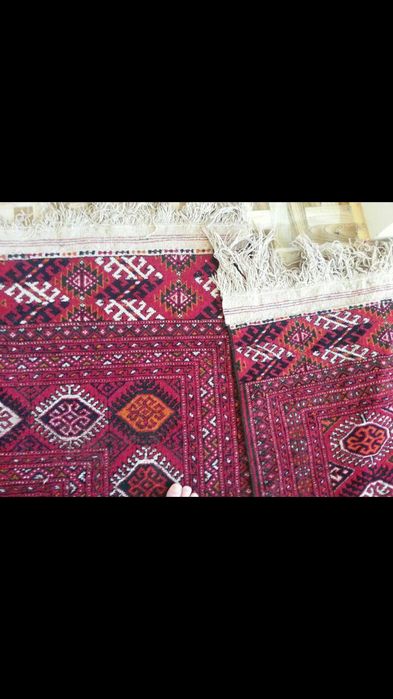 Turkmenistan gilam qulda tuqilgan