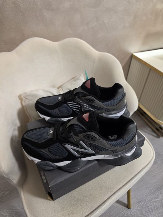 Adidași New Balance 9060