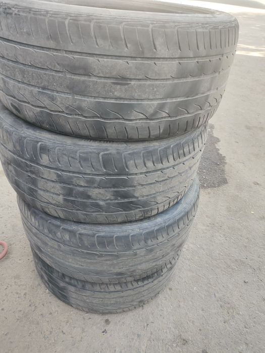 Продам шины 225/17