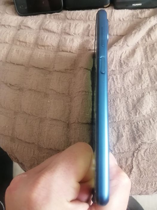 Продам телефон смартфон Samsung a12