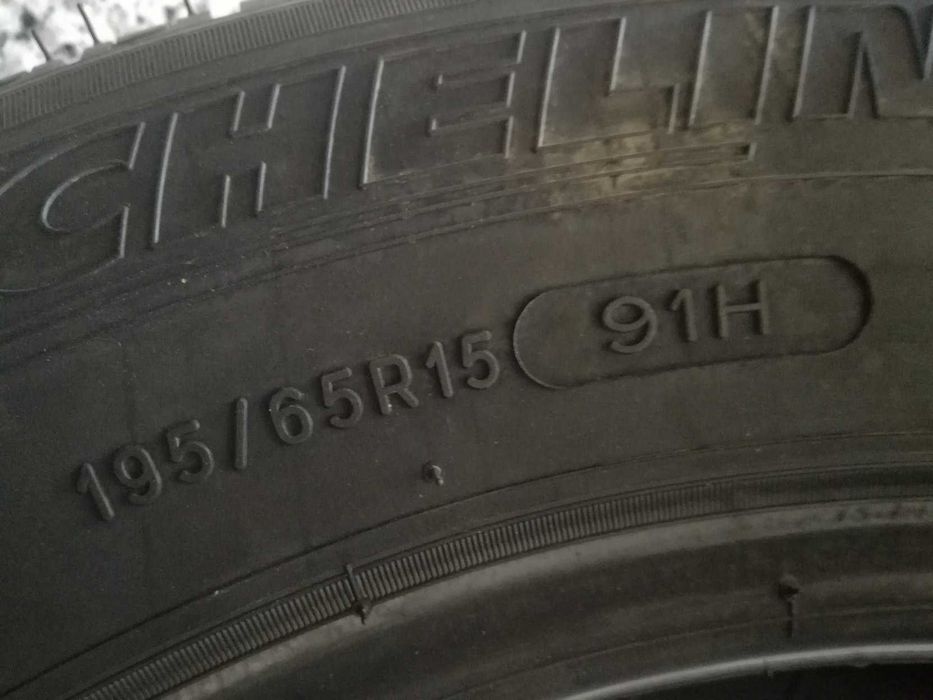 продавам летни гуми MICHELIN 195 65 R 15  купени 2019 г по 120 лв/бр