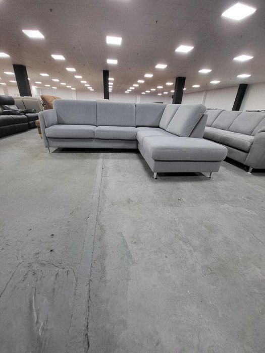 ПРОМОЦИЯ! Светло сив ъглов диван от плат с ракла и чекмеджe "LIRIO-S"