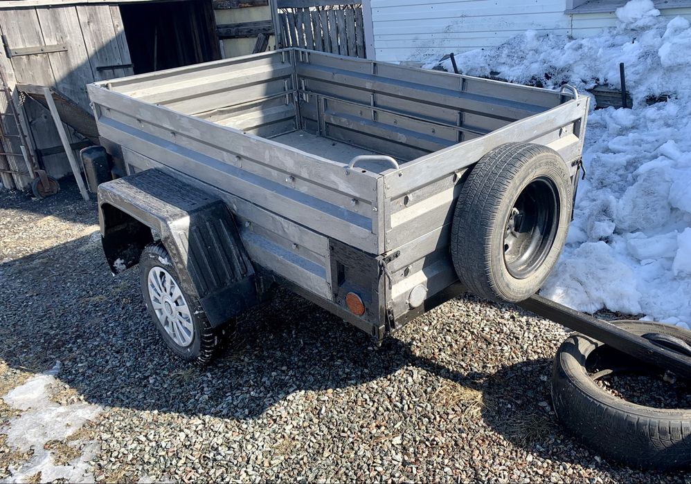 Прицеп для машины ( Россия )