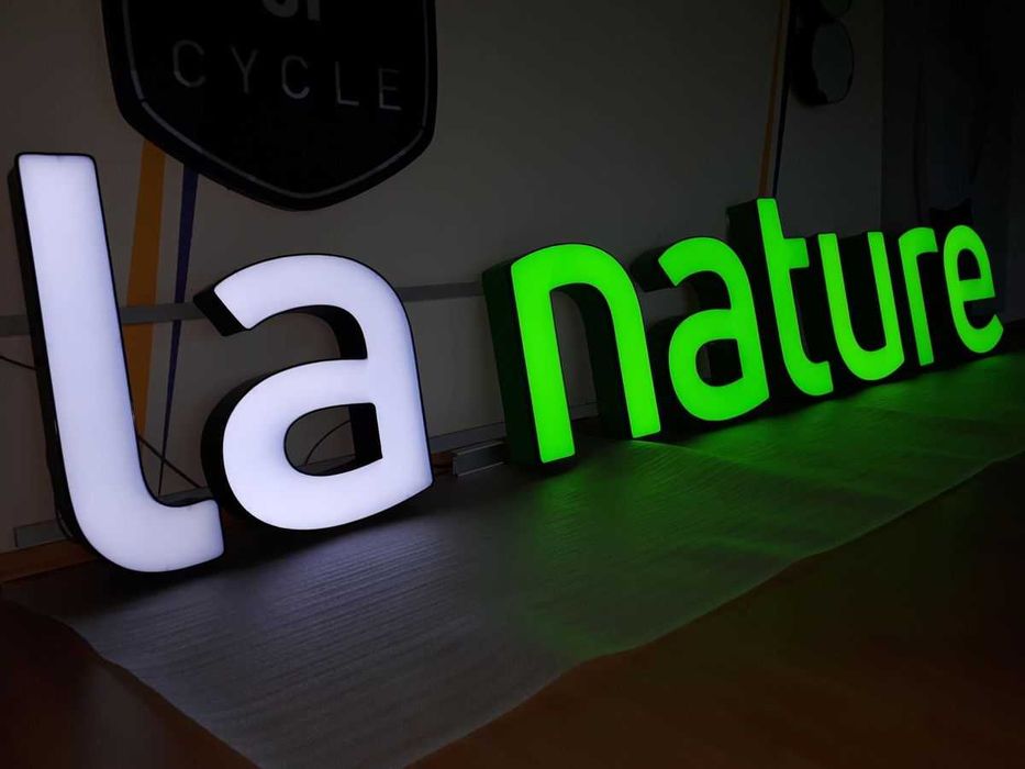 Tashqi reklama xizmati Наружная реклама вывески banner tumanka 3d xarf