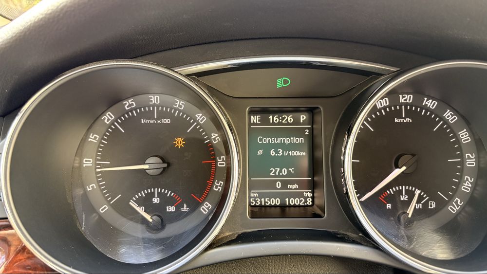 Skoda Superb 2l 170 cp 4200 euro