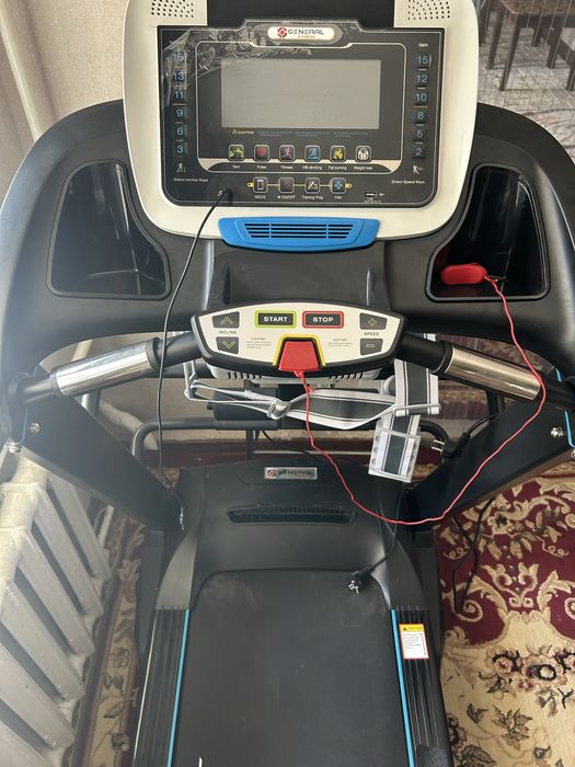 Продается новый беговая дорожка GF5060m