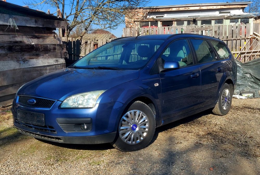 FORD FOCUS 1.6 Benzina Cutie Automata + Extra dotari