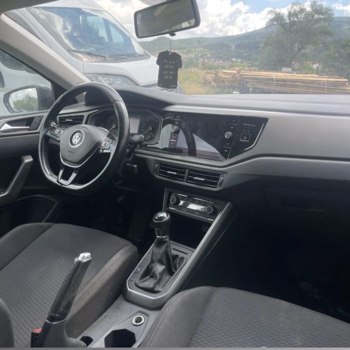 На части! 2019 Vw Polo 1.0i DSG