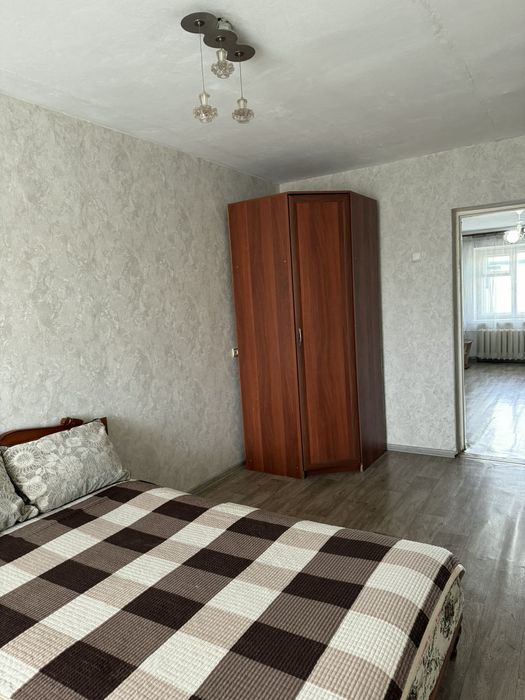 Сдаеться двухкомнатная,справа от CityMall