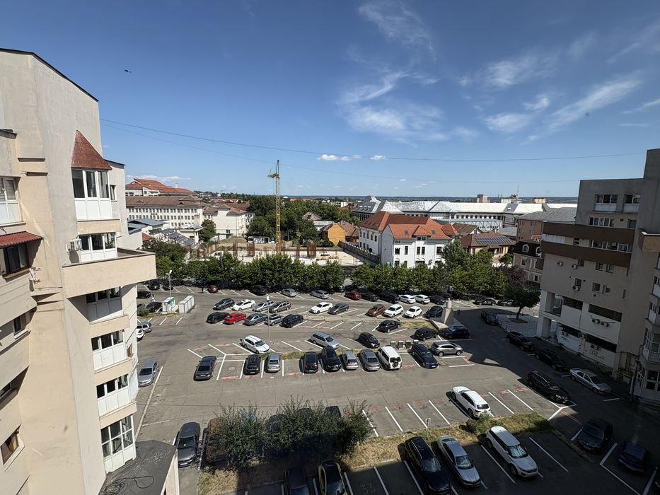 Apartament 4 camere Ultracentral Târgu-Jiu - 107 mp - Vedere panoramică