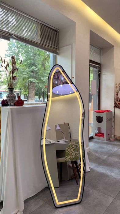 SKIDKA!!Зеркало с LED освещением. Качественная!!