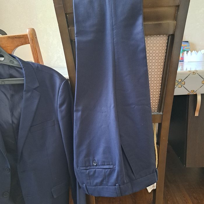 Продам муж костюм