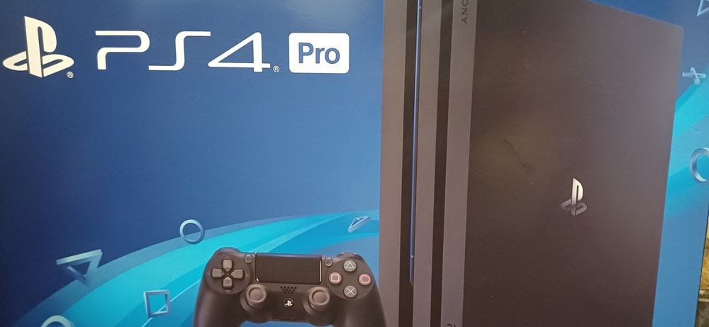 PLAYSTATION 4 PRO 1TB + НАД 40 ТОП ИГРИ+2 Джойстика и зарядно !