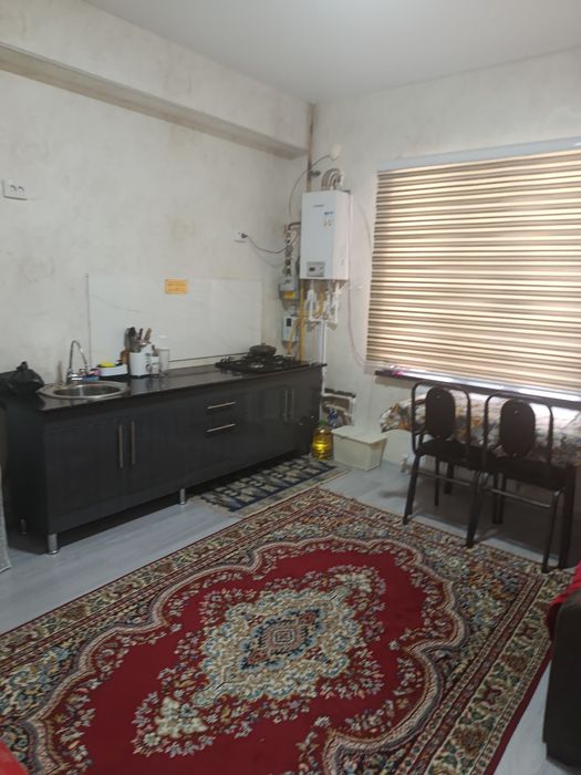 1 xonali uy sotiladi