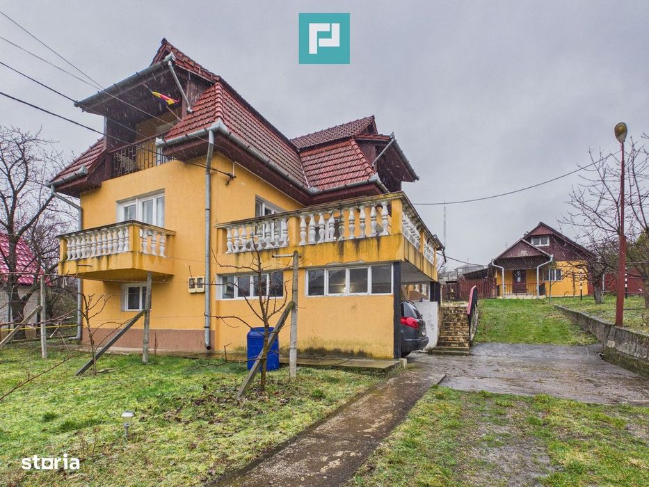 Vilă stil montan, 270 mp, teren 3000 mp