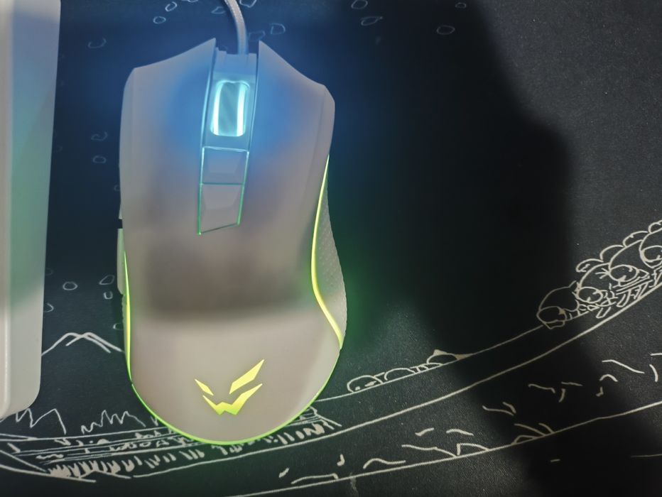 продаю клавиатуру+мышка идеальный сет